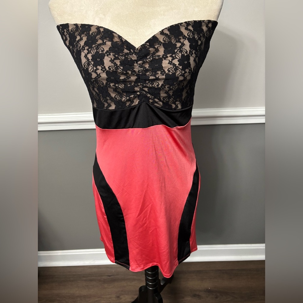 Black Koi Strapless Black Lace and Coral Bodycon Dress